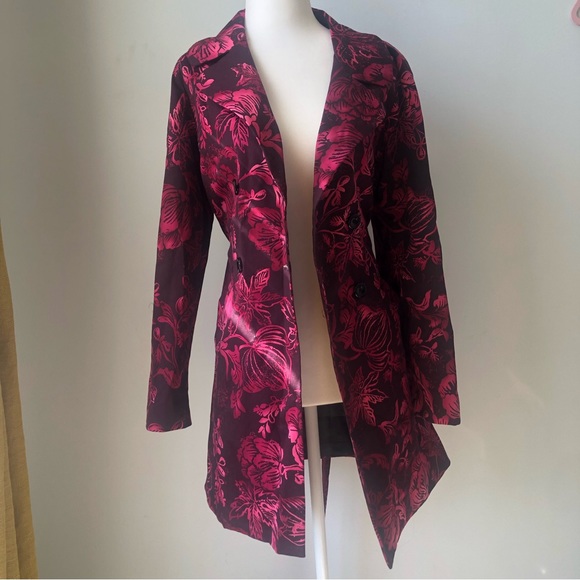 Central falls red(hot pink) and black floral trench coat. Size S - Picture 1 of 10
